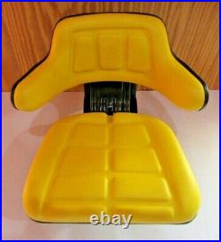 Seat To Fit John Deere 2840 2855n 2940 2950 2955 3030 3040 3130 3140 820 920 930